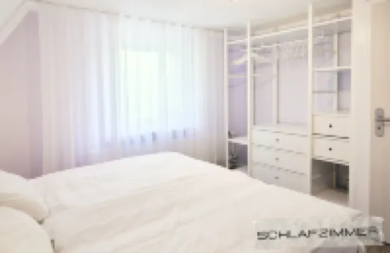 Apartment with balcony in a central and quiet location