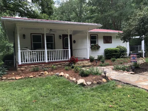 Charming Farmhouse on Beautiful Horse Farm