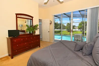 Family Friendly 5 Bed Game Spa Pool Home in Glenbrook
