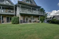 Golden Bear- lovely one bedroom with fireplace