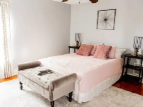 Scenic   River  View Hotels in Enfield