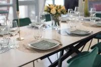 HELLOFLATS: Luxury Penthouse / Balcony / Parking / Center / Therme / MUC Airport