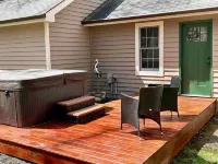 In the heart of Deep Creek Lake! - "Shamrock Inn"