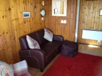 Cabin 16 'Duart' A Cosy Cabin with Views over Loch Awe. Hotels in Taynuilt