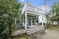 Olivia Beach! Hot Tub! Community Pool! 5 Minute Walk to Beach!