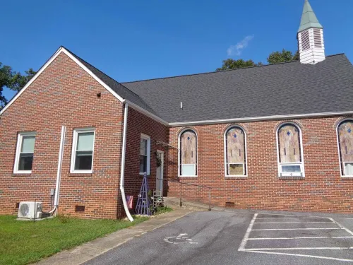 Roomy Studio Apartment Attached to Historic Country Church in the Yadkin Valley