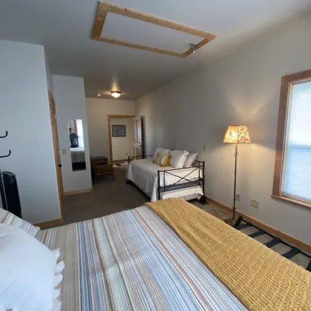 Fresh Modern Country Farmhouse!