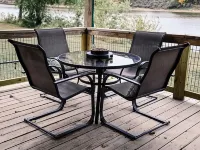 Des Moines River Front Cabin- Fishing/Hunting/Kayaking Hotels in Van Buren County