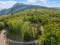 Mountain Top Hideaway 10 Min to North Conway & 5 Min Saco River, Pet Friendly