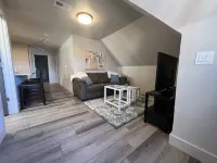 S Broadway 2 bed getaway w Parking - 98 walk score