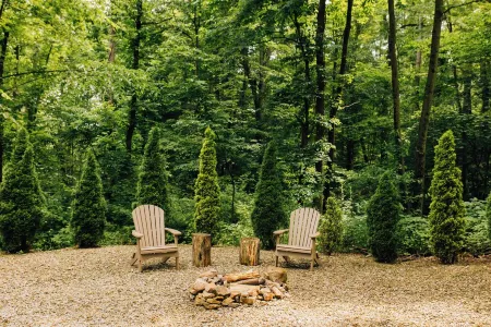 Dream On by Rocky Hill Cabins