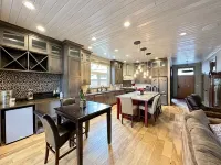 Stunning custom comfy home in quiet NW Billings