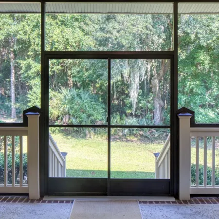 Hampton Hideaway-Quaint Golf Cottage, Newly Renovated