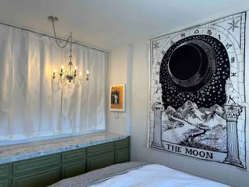 Cozy brick cabin getaway Johnson Valley on 5 acres