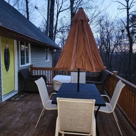 Make "The Pistachio Nut" Your Summer Getaway!!! Отели в г. Мак-Гиисвилл