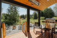 Mt Rainier Retreat-Views, Hot tub, EV, Heated deck