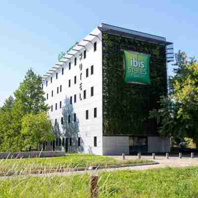 ibis Styles Romans Valence Gare TGV Hotel Exterior