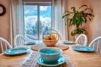Tranquility Trails♡Hiking Poles♡Pool&Hot Tub♡Comfy King Bed♡90+ Amenities!