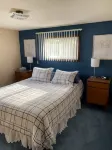 Hideaway on Little Bay - close to boat launch, beach, restaurants and more