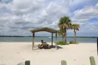 Mangrove Snapper Studio Cottage