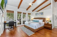 Riverfront Paradise at Redrock Villa