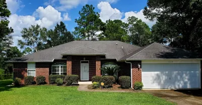 Fully Furnished Executive Rental w/Florida Room Hotels near City of Milton BMX Track