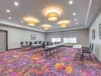 La Quinta Inn & Suites by Wyndham Tyler - University Area Hotels in Tyler