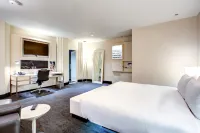 The Midland Hotel, Chicago, a Tribute Portfolio Hotel