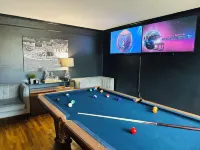 Eclectic 4 Bedroom Getaway with Private Pool!