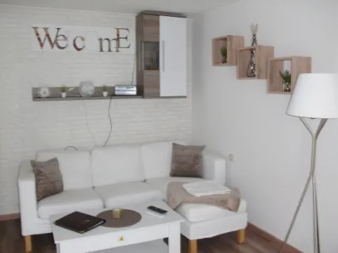 moderne helle Ferienwohnung in Heilbronn/Sontheim