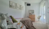 Great holiday villa, at the foot of the river Verdugo