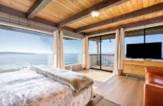 7 Bedroom Oceanfront in Dillon Beach with spa