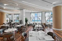 OCEAN VIEW! large wrap around balcony at the Palm Beach Marriott Resort and Spa