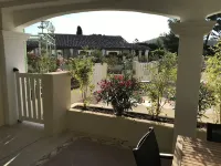 Air-conditioned Mazet Les Issambres in Secure Residence with Swimming Pool Chalet-Frankrijk.nl附近的飯店