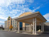 Holiday Inn Express & Suites Batavia - Darien Lake Hôtels à : Batavia