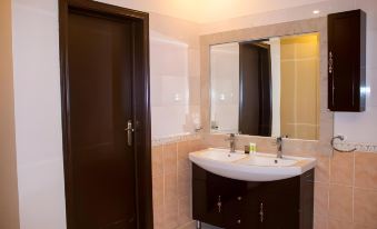 Al Miteb Suites Al Falah 1