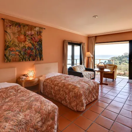 Enoura Terrace