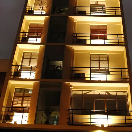 Port View City Hotel