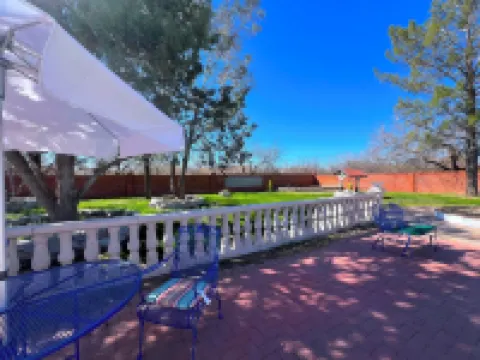 Spacious 4-bedroom house with AC and WiFi in charming Tumacacori-Carmen