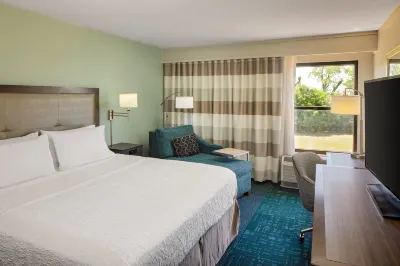 Hampton Inn & Suites Nashville-Airport Hotels near Nashville International Airport