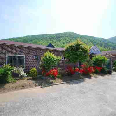 M 모텔 Hotel Exterior