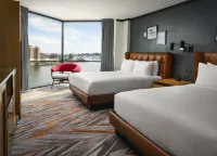 The Landing at Hampton Marina, Tapestry Collection by Hilton Hôtels à : Hampton