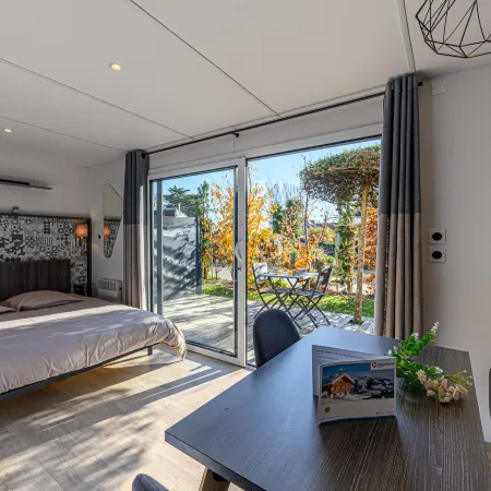 Hôtel'o 2 - l'Ibis Blanc