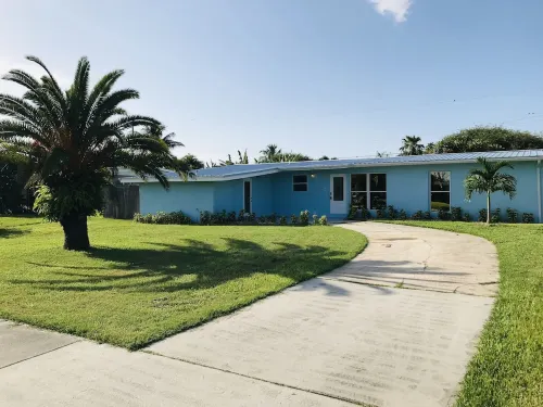 Beach Home with Pool- 5 minute walk to the beach