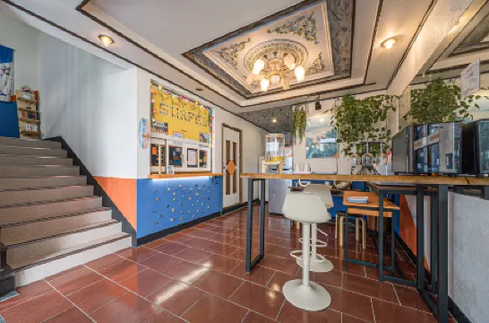 Jeju Donggung Motel Отели в г. Чеджу