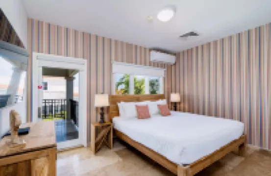 Upscale Ocean View Villa with Pool Outdoor Kitchen