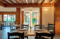 Country Inn Goa Varca Beach - 2 Minutes Walk to the Beach Hotels in Varca