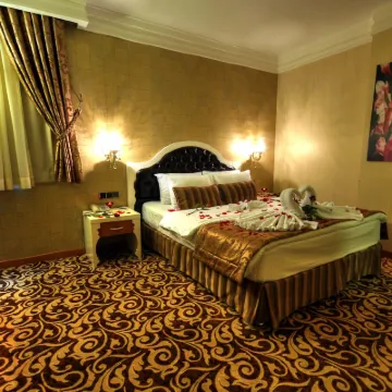 Golden Deluxe Hotel Turgut Özal 2 Nolu Park yakınındaki oteller