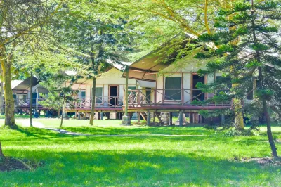 Lake Naivasha Crescent Camp Hotels in Karagita