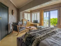 Yebo Boutique Guesthouse Hotels near Koop Sentrum